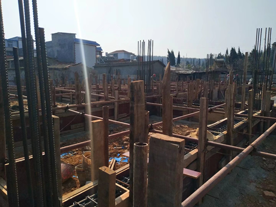 安寧市2017年度大中型水庫(kù)基金扶持項(xiàng)目 和興村“美麗家園 小康庫(kù)區(qū)”移民村建設(shè)工程