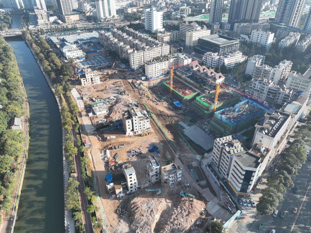 安寧市官廂街更新改造工程項(xiàng)目（南地塊）11月工程進(jìn)度