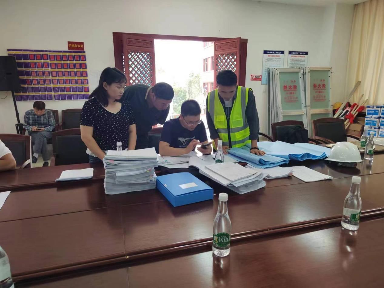 云南佛學(xué)院師生宿舍樓、食堂樓建設(shè)項(xiàng)目 地基與基礎(chǔ)、主體結(jié)構(gòu)分部工程驗(yàn)收